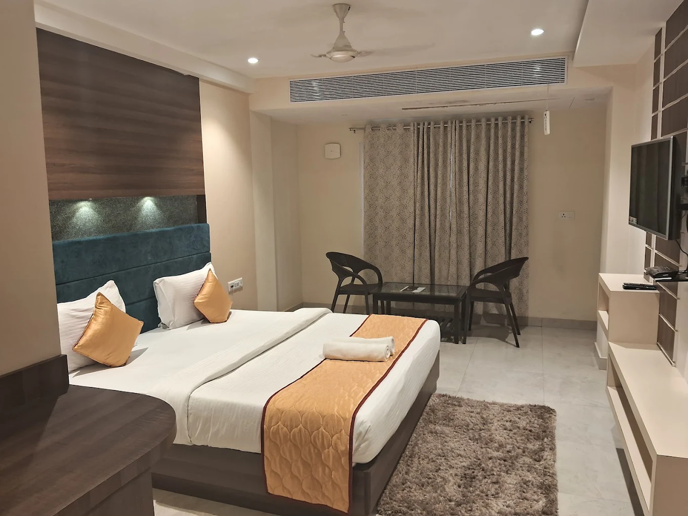 The Luxor excutive room.webp